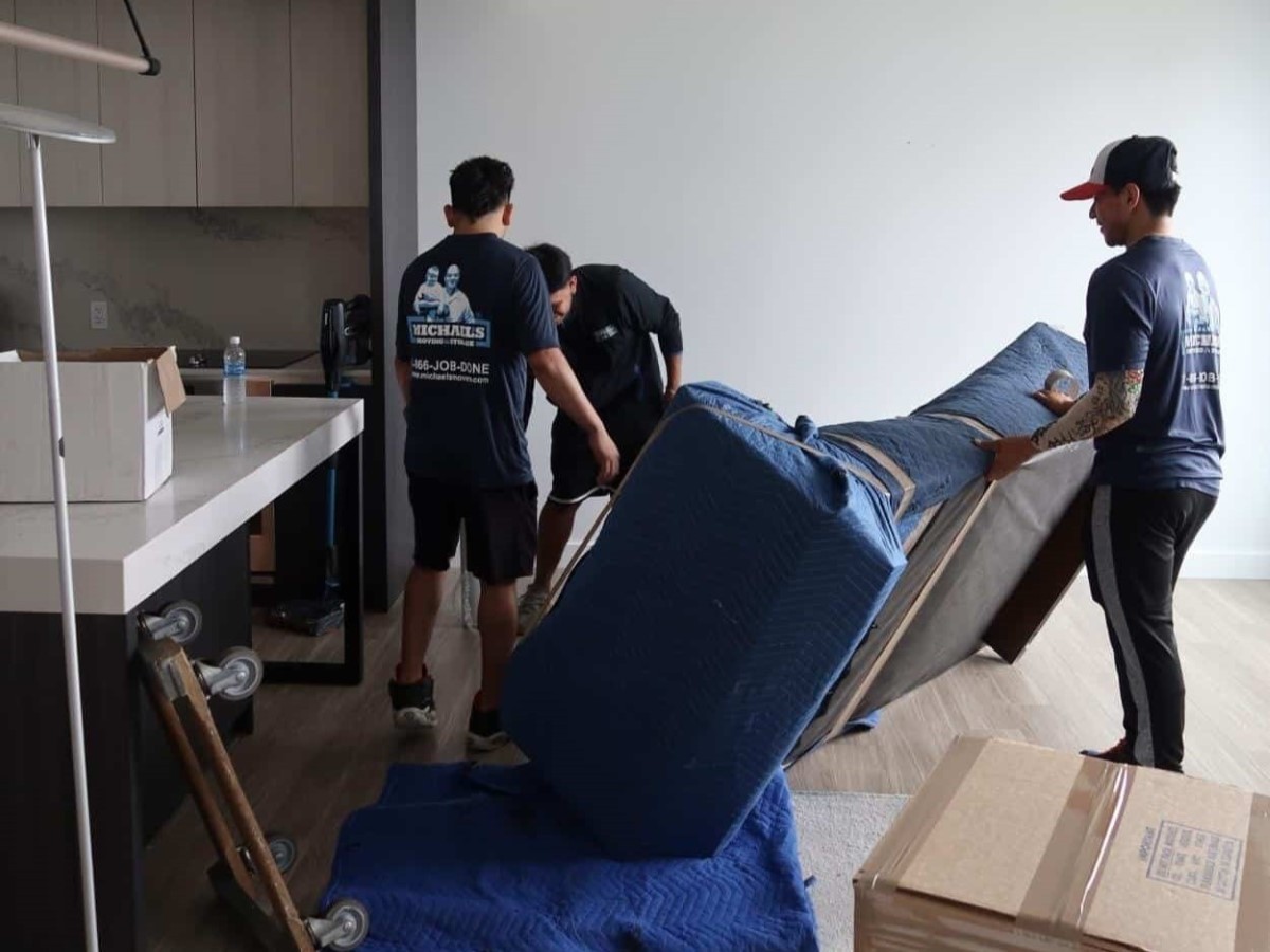 Rockland MA Oversized Heavy Items Movers